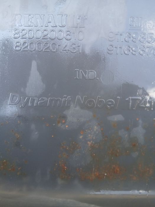 Бампер задній Рено Трафік Нісан Примастар Опель Віваро бампера Трафік