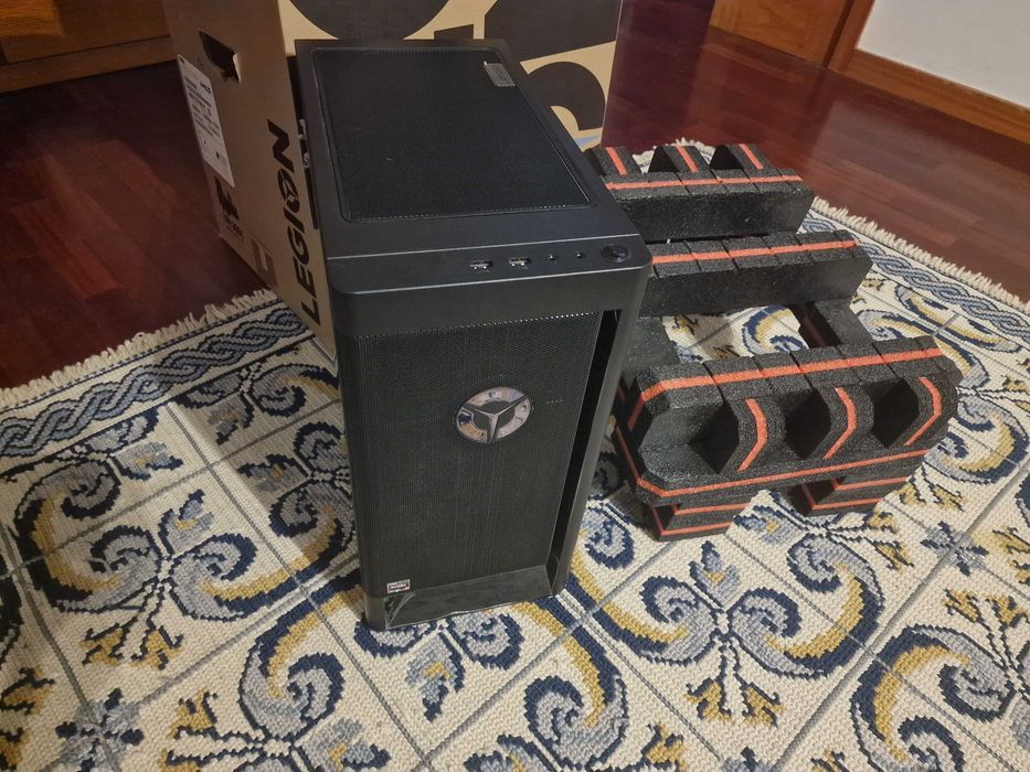 PC Gaming Lenovo LEGION T5 26AMR5 - RTX 3070 Ryzen 7 e 32 GB RAM - Como novo