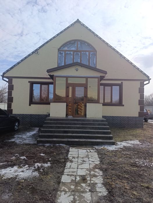 Продам дом в г. Изюм