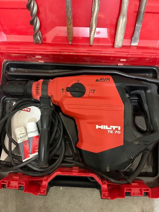 Hilti TE 70 AVR SDS Max Profissional Completo com Brocas e Ponteiros Originais