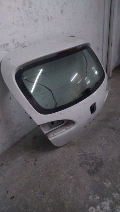 Tampa Da Mala Seat Leon (1P1)