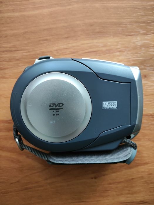 Відеокамера Canon DC201