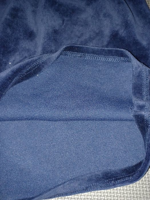 Spódnica welurowa rozmiar 134 cm.