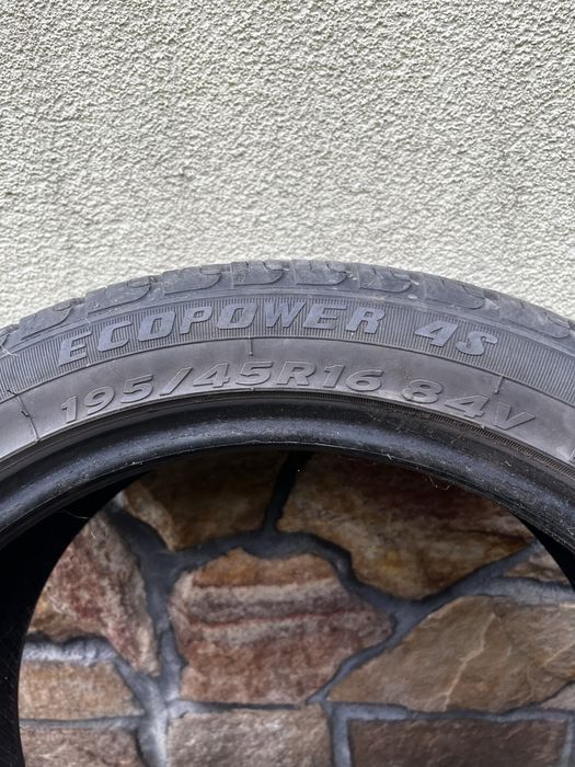 Dwie opony tristar wielosezon