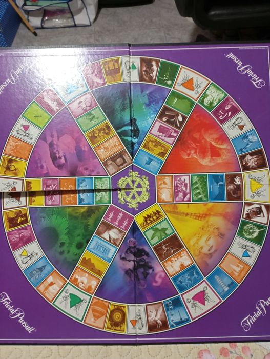 Trivial Pursuit - em francês