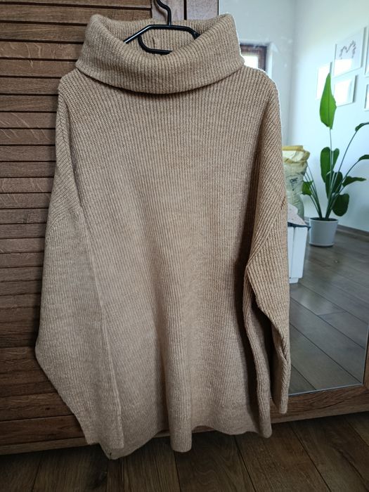 Brązowy golf oversize