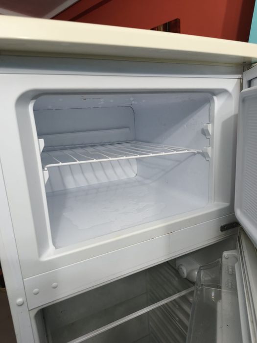 Operating Refrigerator475029807731189761