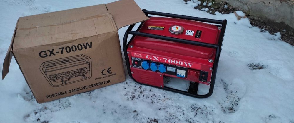 Продам бензиновий генератор на 7000W
