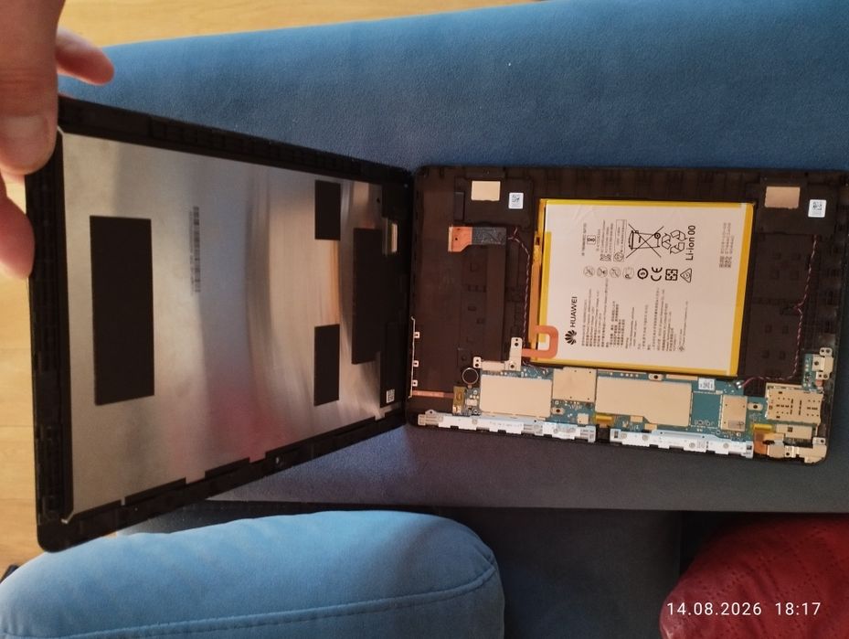 Tablet 10 cali Huawei mediapad T5 uszkodzona matryca