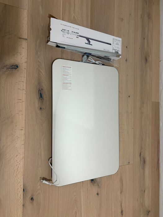 Lustro 70x46 z lampką LED nad lustro chrom