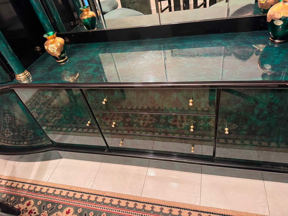 Conjunto Sala de Jantar Completo | Mesa Pedra e Vidro + 6 Cadeiras + Cristaleira + Móvel TV + Candeeiro