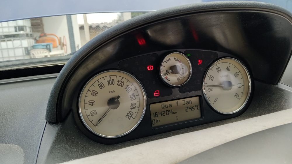 Lancia ypsilon 2