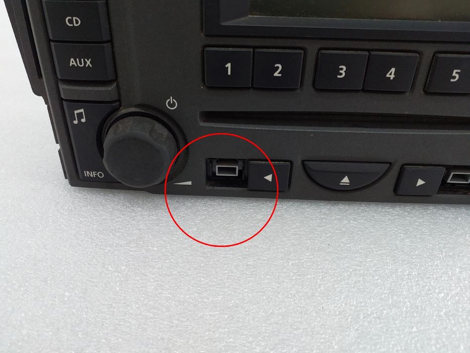 Rádio / auto-rádio LAND ROVER Discovery III (L319)