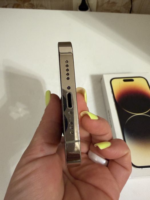 Продам iPhone 14 Pro (256)