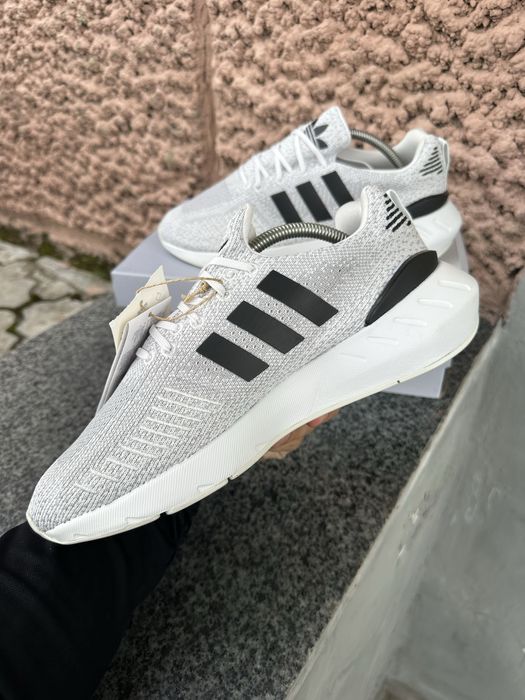 ОРИГІНАЛ Adidas Originals Swift Run 22 Sportswear GV7969