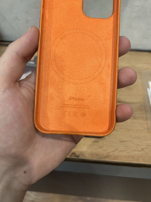комплект чохлів на iPhone 13 14 оригінальний Apple Leather Case Orange