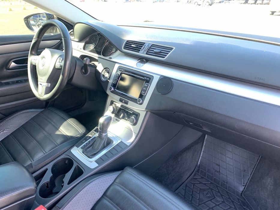 VW VOLKSWAGEN  Passat CC R-line 2011