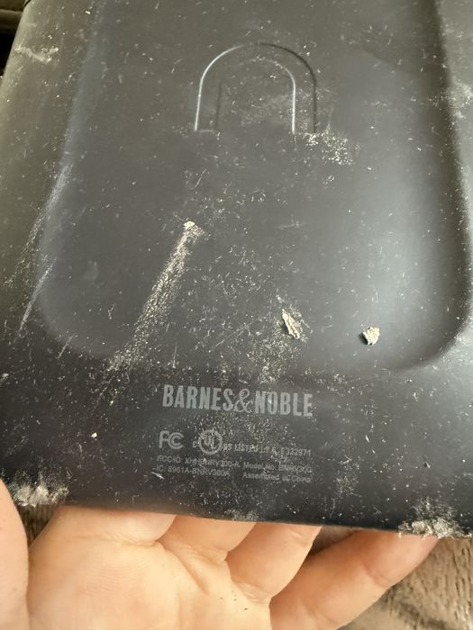 Електронна книга Barnes & Noble Nook Simple Touch