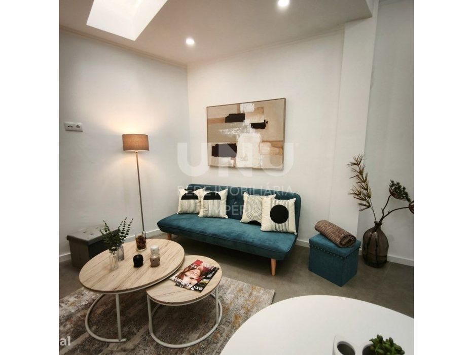 Apartamento T3 1º Andar Totalmente Remodelado em Penha de França