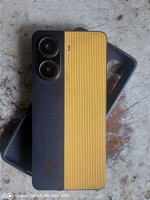 Продам Поко х 7 про с дефектом