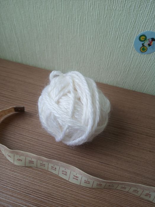 Остатки белой пряжи