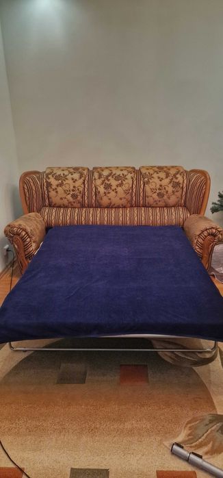 Диван з кріслами