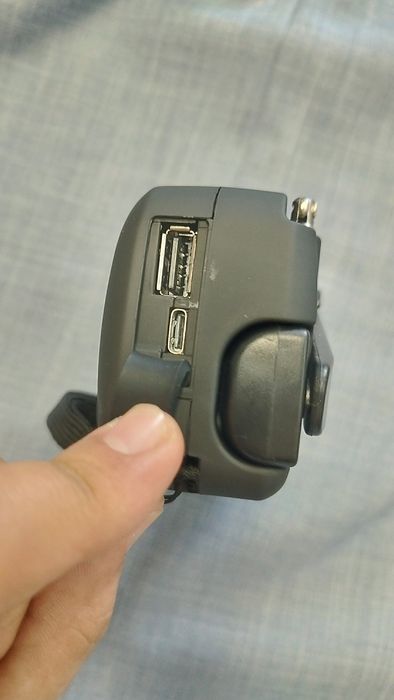 > Rádio Preto Novo – Manivela, Solar, Lanterna e Powerbank!