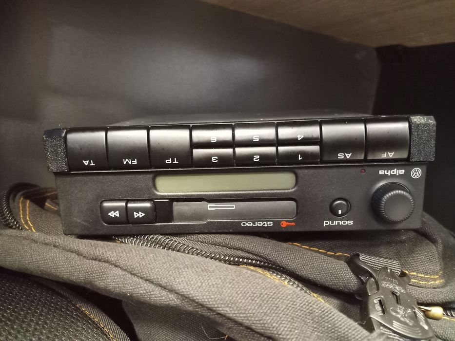 Магнітола golf 4