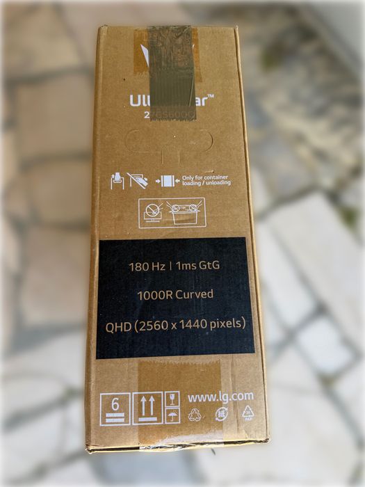 Monitor LG 27GS60QC-B - Ultragear QHD 180Hz Curved 1000R - Novo