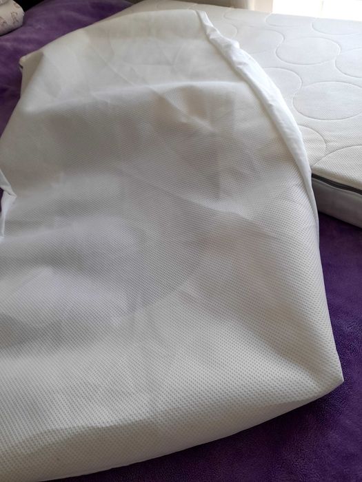 Łóżeczko z materacem Ikea