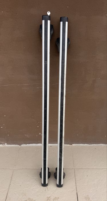 Крепление багажника, поперечины Thule 135 см