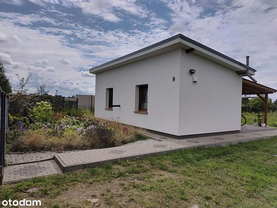 Działka budowlana 1000m2  z domkiem 35m2