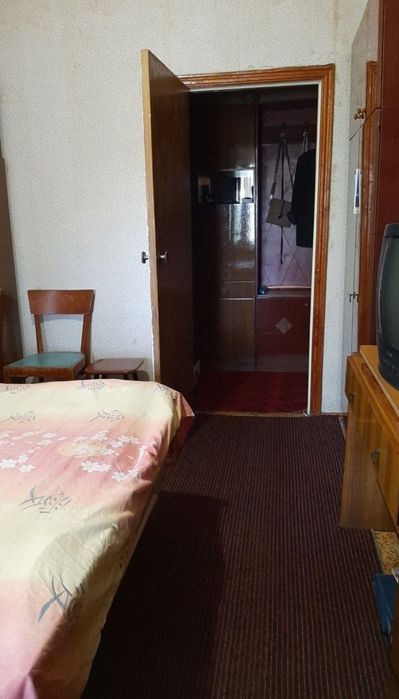 Продаётся двухкомнатная квартира на шуменском.