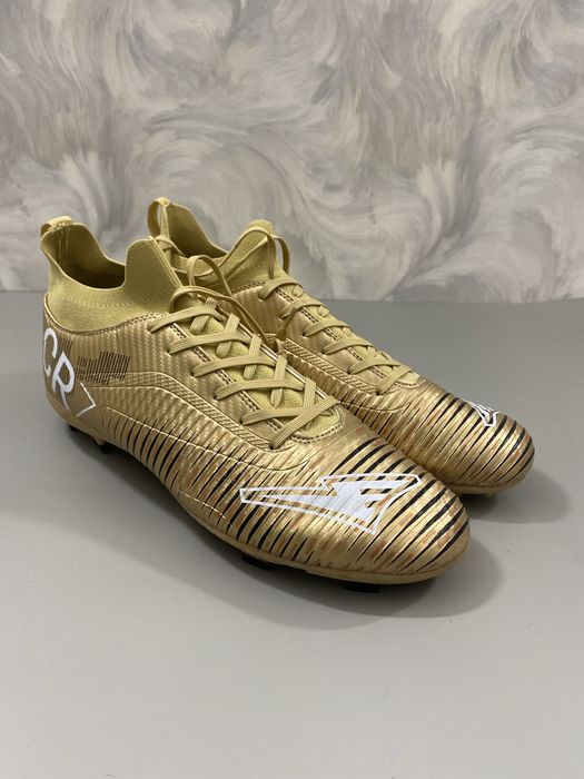 Футбольні бутси Kipsta (Decathlon), р.46