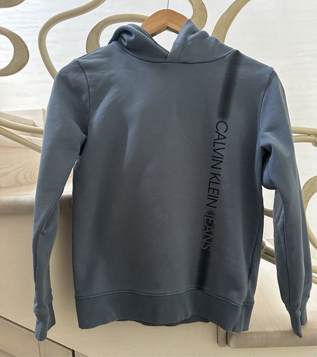 Худди на мальчика 12 лет, Calvin Klein, идеальн состояние