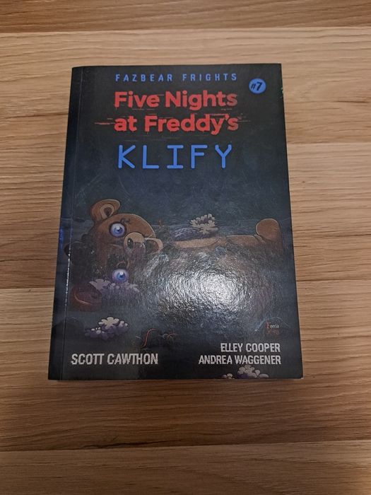 Książka FNAF "KLIFY" Tom 7