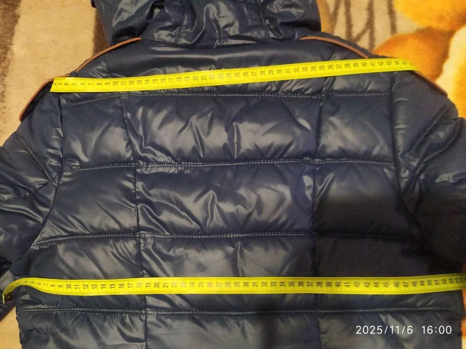 КУРТКА , 50 розмір