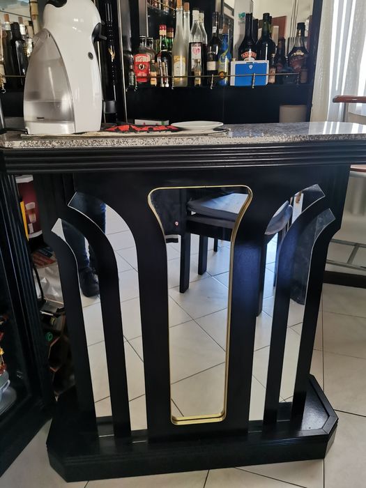 Bar de canto preto
