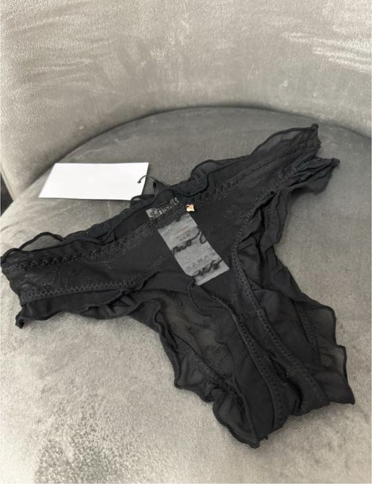 Нові гарні сексуальні трусики прозорі