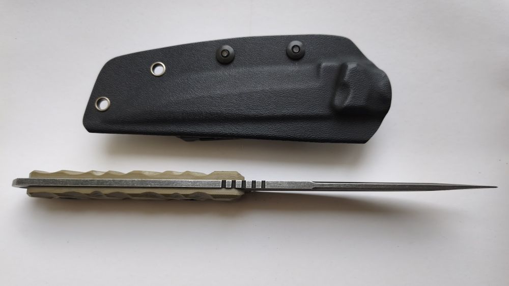 Nóź Magnum Boker.