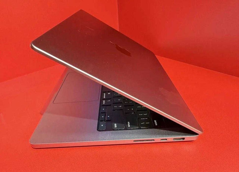 MacBook Pro 14 M2 Max/32 GB/1 TB SSD/SpaceGray