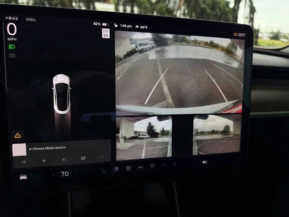 Tesla Model 3      2019