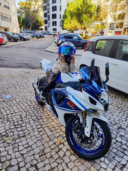 Vendo a minha querida GSXR