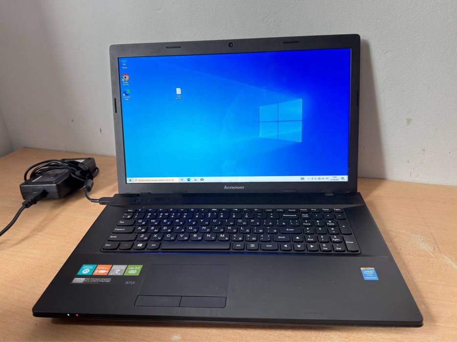 Ноутбук Lenovo / 17.3″ / Pentium 3550M / 4 ГБ / HDD 500 ГБ