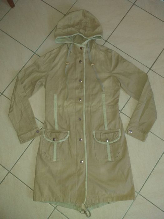 Продам плащ-куртку .