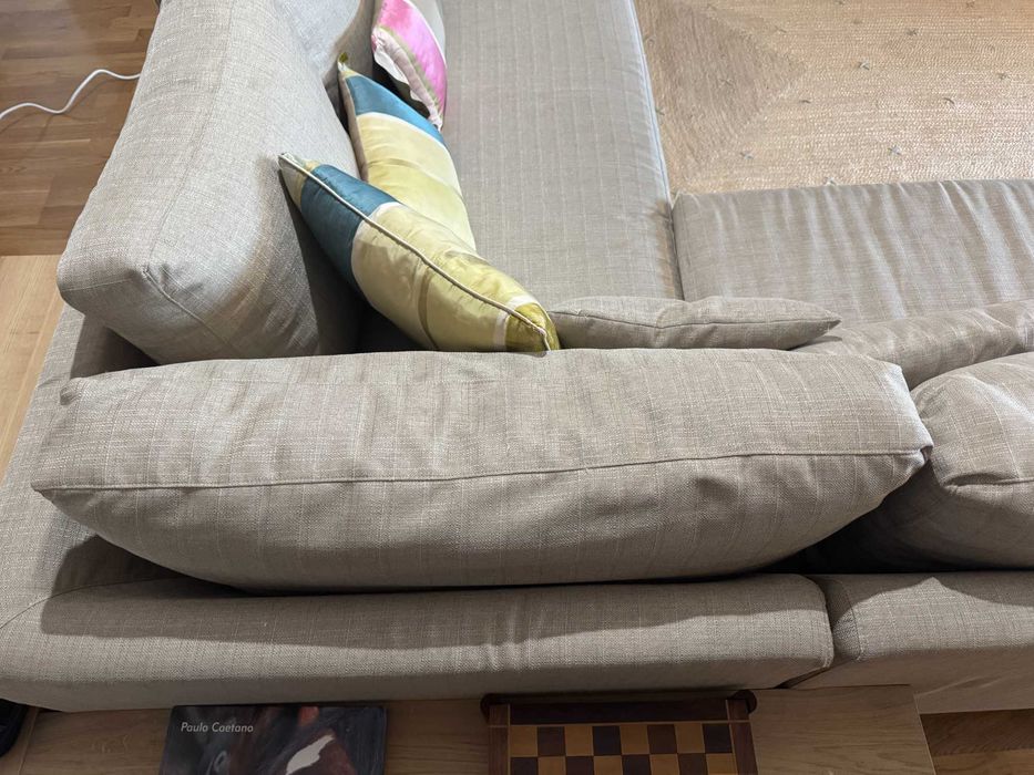 Sofá com chaise longue à esquerda em óptimo estado