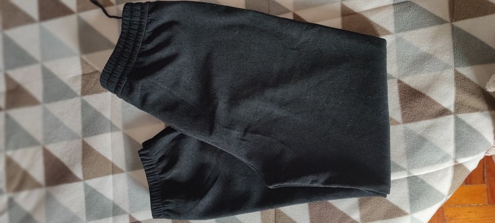 Calça nova com elasticidade xl