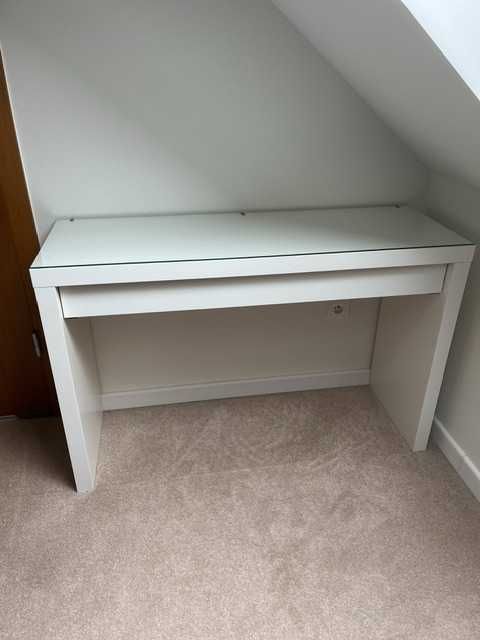 Toaletka Malm Ikea