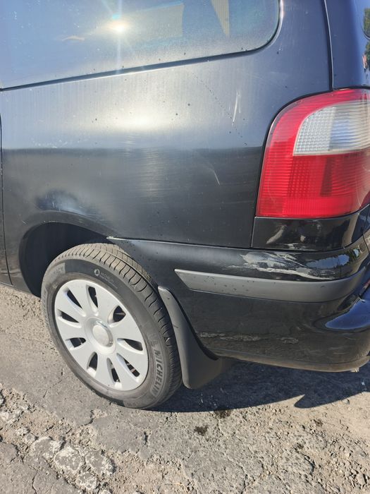 Ford Galaxy, Sharan GHIA