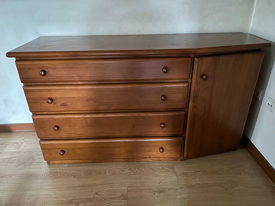 QUARTO COMPLETO - muito bom estado!